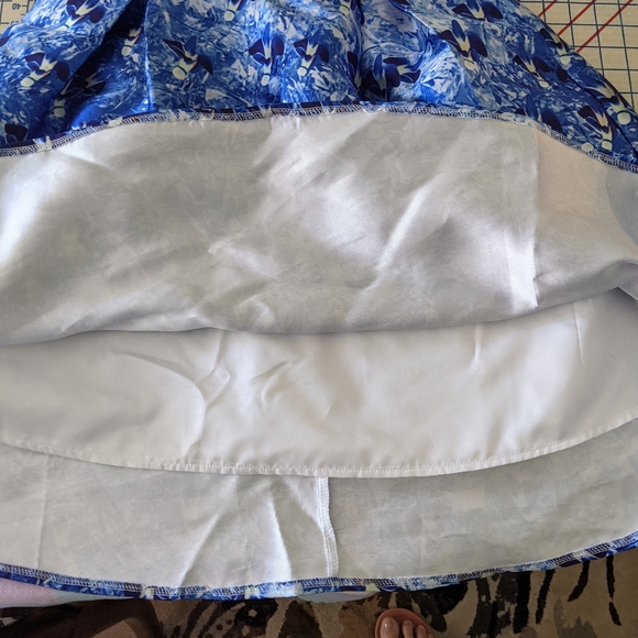 Dress - Picture 4 of 6